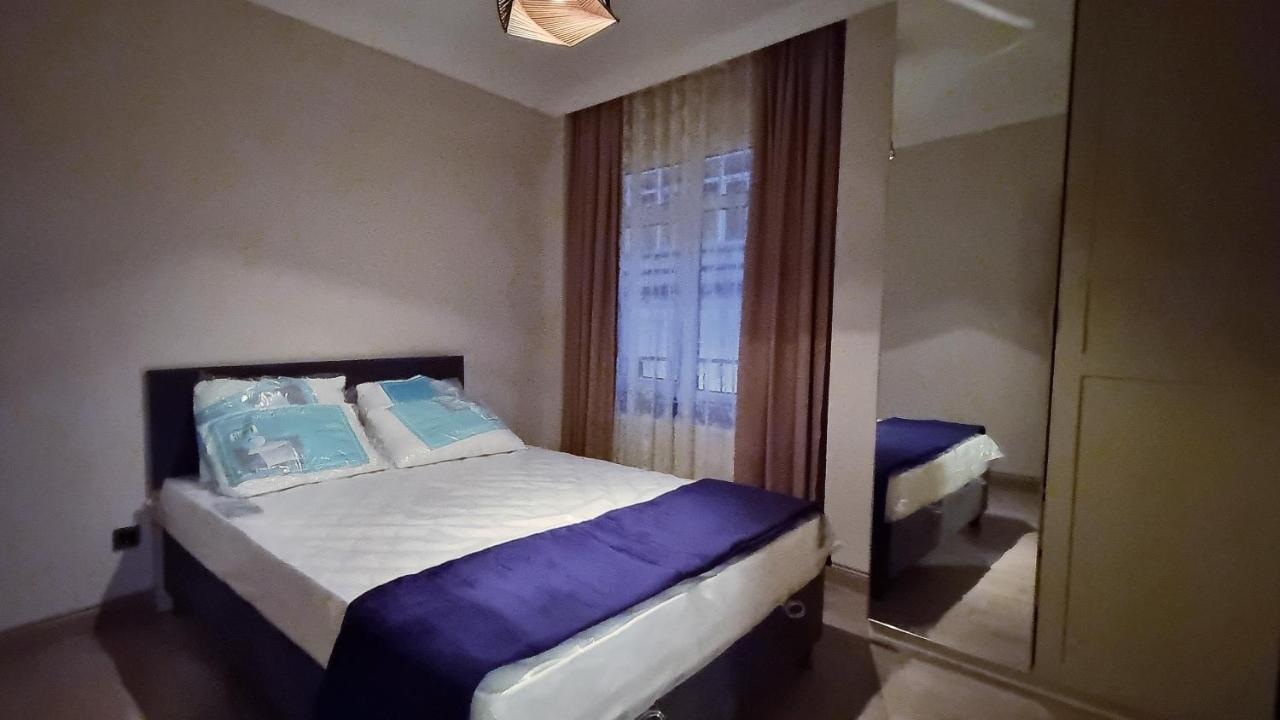 Tam Merkezde Yepyeni Bir Daire Stambuł Zewnętrze zdjęcie